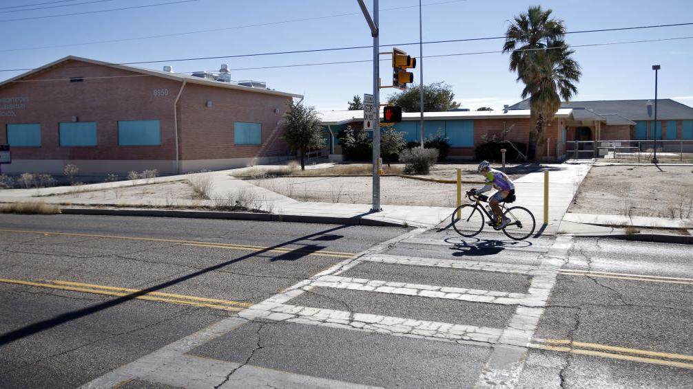 Bill would force Arizona districts to consider charter, private school proposals to buy closed buildings